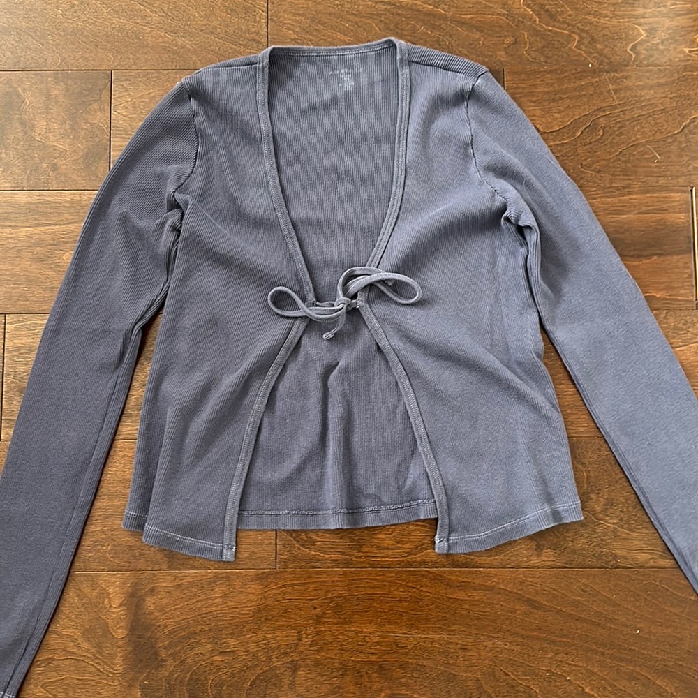 Brandy Melville John Galt tie cardigan